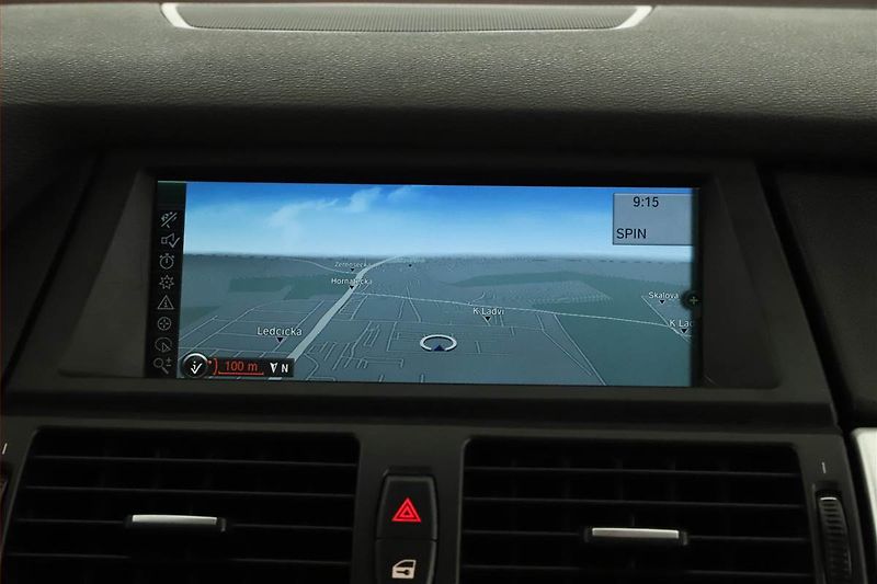 BMW X5 (2013) xDrive30d, 4X4, Automat, Kůže - fotka 14 z 21