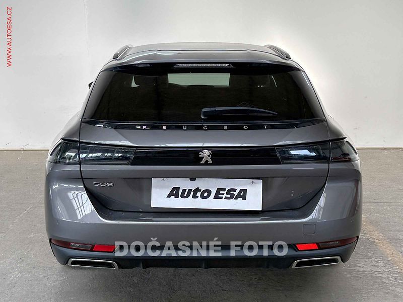 Peugeot 508 (2023) 1.5 HDi, Allure, AT, LED - fotka 5 z 15