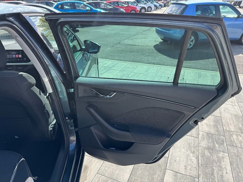 Škoda Scala (2020) Style 1.0 TSI 85kW - fotka 26 z 33