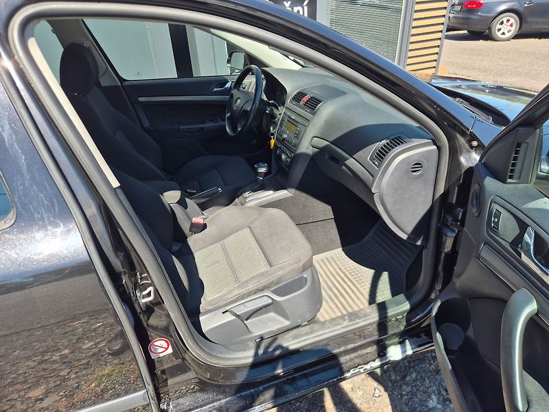 Škoda Octavia 2.0TDi 103kW AUTOMAT, nová STK - fotka 10 z 25