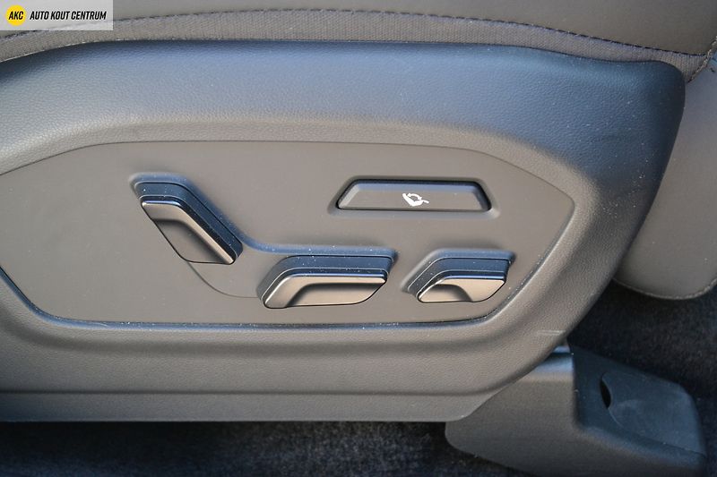 Hyundai Santa Fe 1.6T-GDI PHEV 4WD CALLIGRAPHY - fotka 13 z 73