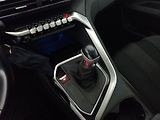 Peugeot 5008 (2019) 1.5 BlueHDi, 7 míst, Tempomat - náhled 13