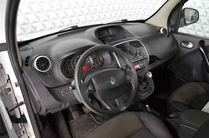 Renault Kangoo (2021) 1.5BdCi 95 Zen 5d - fotka 9 z 17