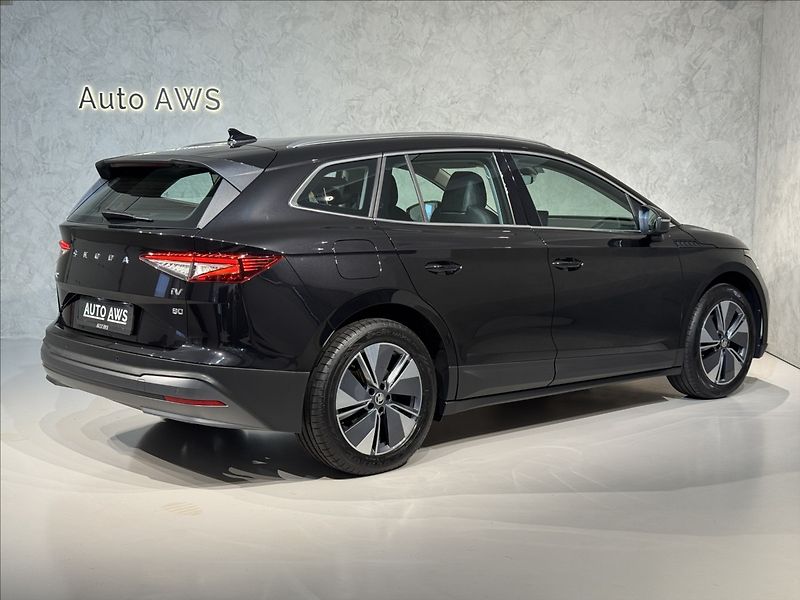 Škoda Enyaq 80 LED Matrix Assist Kamera - fotka 8 z 47