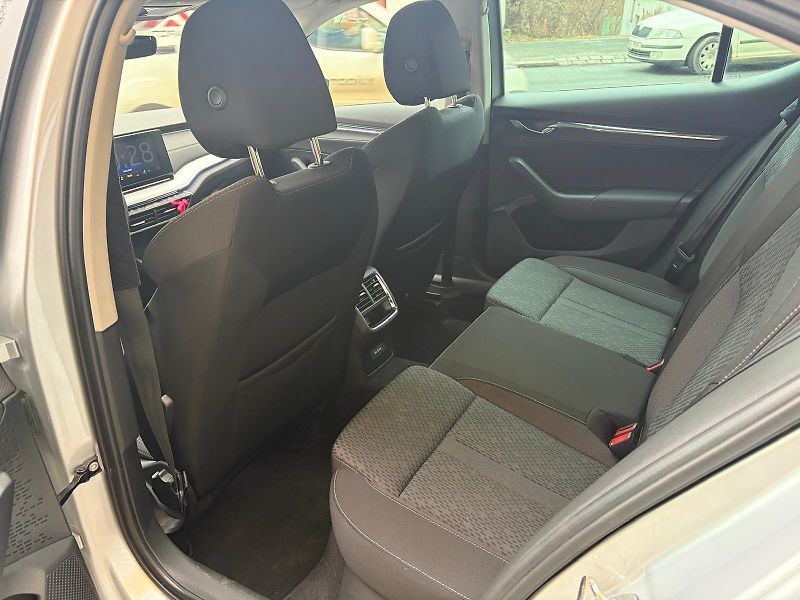 Škoda Octavia (2023) 2.0 TDI STYLE PLUS DSG TAŽNÉ - fotka 10 z 18