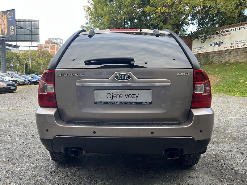 Kia Sportage (2010) 2,0 CRDi 110 Kw 4X4 ACTIVE - fotka 6 z 19