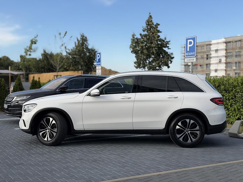 Mercedes-Benz GLC (2020) 200 / 140 kw / 4matic - fotka 2 z 22
