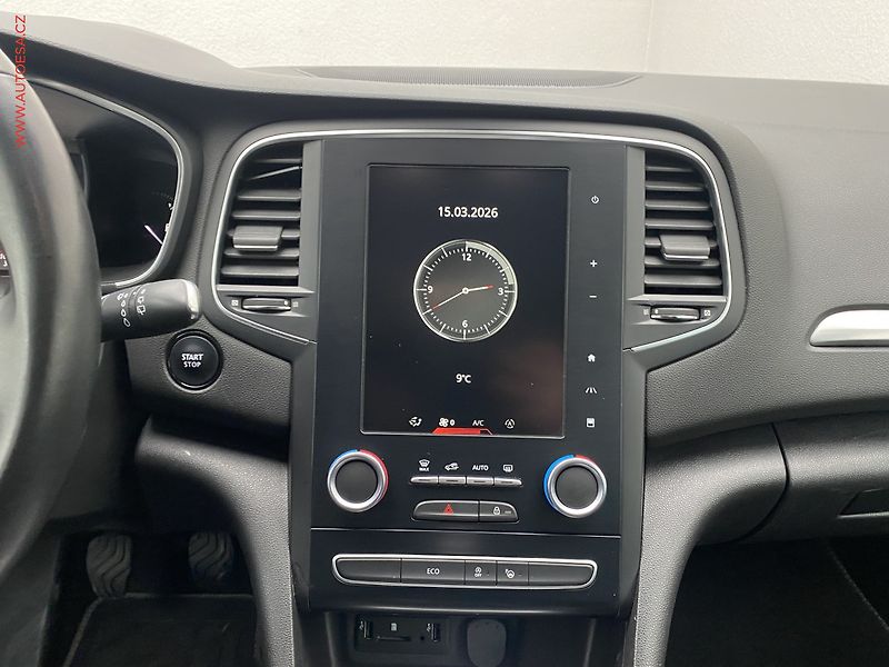 Renault Mégane (2017) 1.2 TCe, Intense, LED, navi - fotka 12 z 19