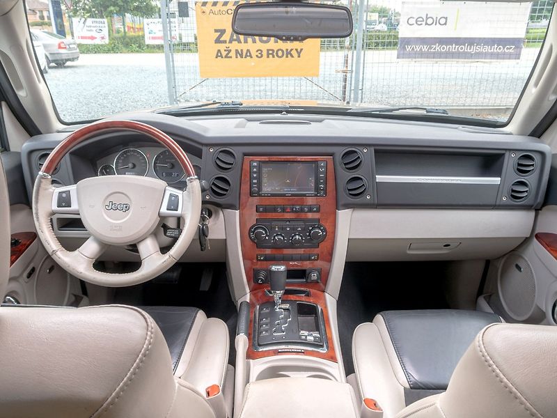 Jeep Commander (2007) ČR 3.0CRD 160KW – 7sedadel - fotka 14 z 62