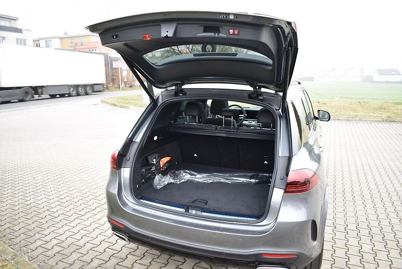Mercedes-Benz GLE 450d 4M AMG - fotka 21 z 57