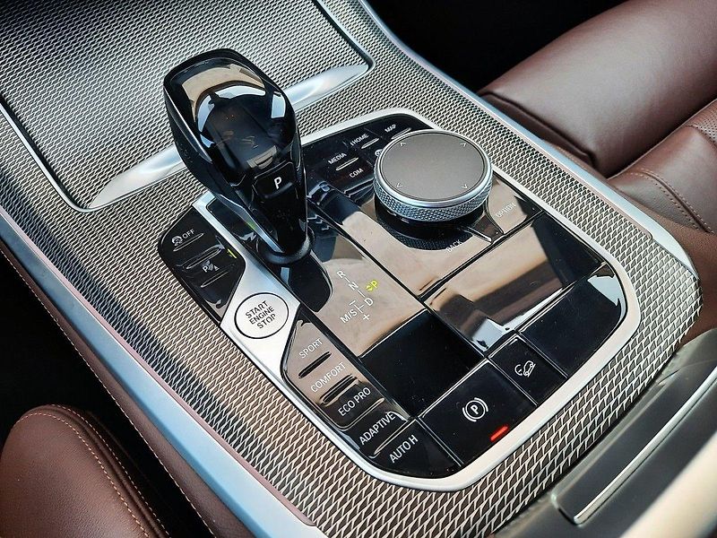 BMW X5 xDrive30D 286k - fotka 25 z 27