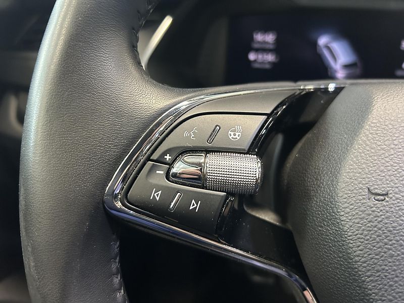 Škoda Octavia (2022) 1.0TSi Ambition PLUS 81kW - fotka 12 z 24