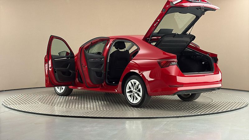 Škoda Octavia 2.0 TDI Style - fotka 7 z 26