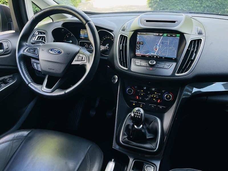 Ford Grand C-MAX 2.0TDCi MAN TAŽNÉ 1MAJITEL - fotka 25 z 50
