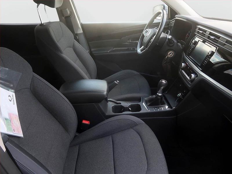 SsangYong Korando (2020) Style 1.5 T-GDI, Serv.kniha - fotka 9 z 18