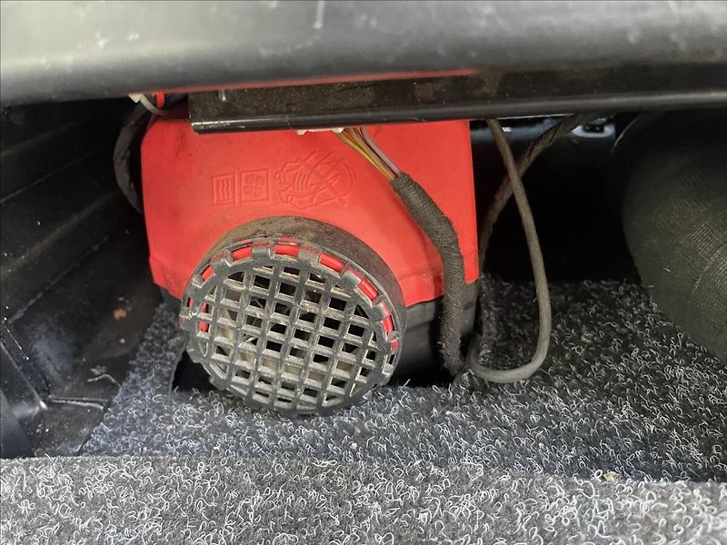 Volkswagen Transporter 2,0 TDi 132kw DSG LONG 5míst T - fotka 17 z 29