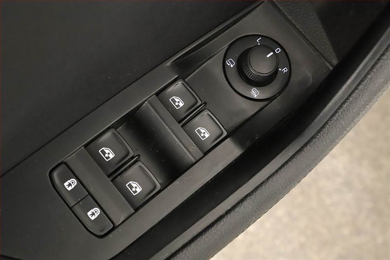 Škoda Superb (2021) Style 2.0 TDI, Automat - fotka 9 z 20