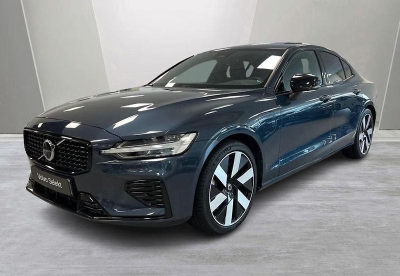 Volvo S60 Recharge T6 AWD 360k Taž Pano - fotka 1 z 26