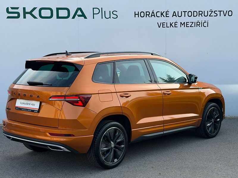 Škoda Karoq SportLine 2,0 TDI 110 kW 6° MP - fotka 2 z 37