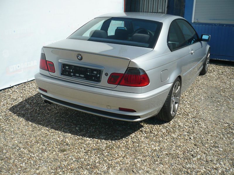 BMW Řada 3 E46 328i 142Kw Klima - fotka 28 z 34