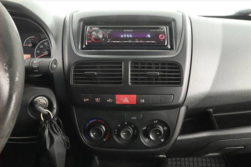 Fiat Dobló (2012) 1.4 T Natural Power, ČR - fotka 9 z 11