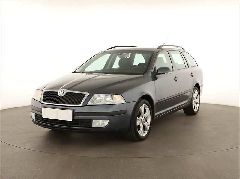 Škoda Octavia (2008) Elegance 1.9 TDI, po STK - fotka 2 z 14