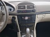 Mercedes-Benz Třídy E (2002) E 320 , Automat, po STK, Tažné - náhled 12