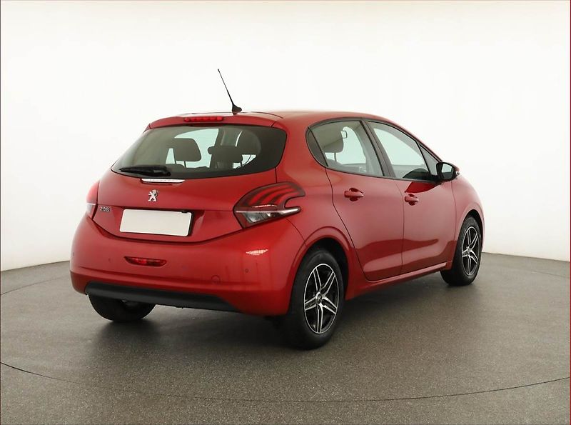Peugeot 208 (2019) 1.2 PureTech, Serv.kniha - fotka 5 z 14