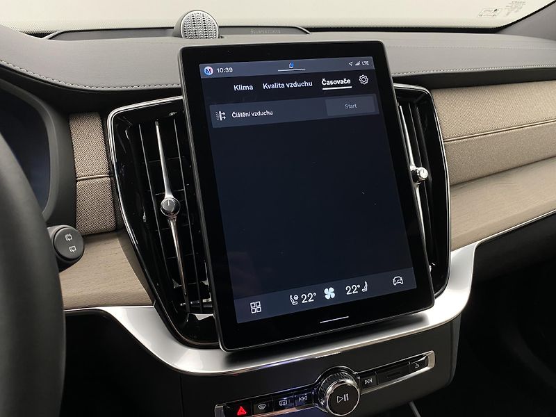 Volvo XC90 (2026) B5 AWD AUT BRIGHT PLUS 7míst - fotka 41 z 66