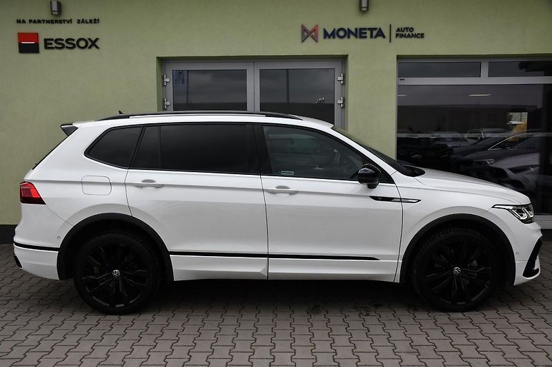 Volkswagen Tiguan Allspace 2.0TDi RLINE DSG 4MOTION 1M ČR - fotka 12 z 44