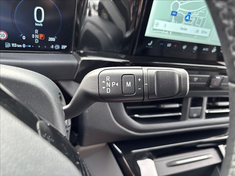 Ford Tourneo Custom 2,0 EcoBlue 125kW Titanium X - fotka 39 z 59