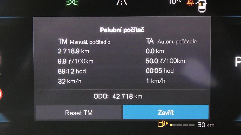 Volvo S60 B5 AWD Ultimate Dark - fotka 14 z 21