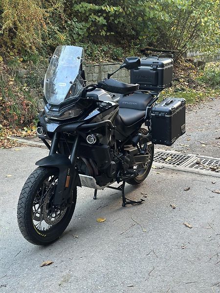 CFMOTO 800 MT (2025) - fotka 1 z 8