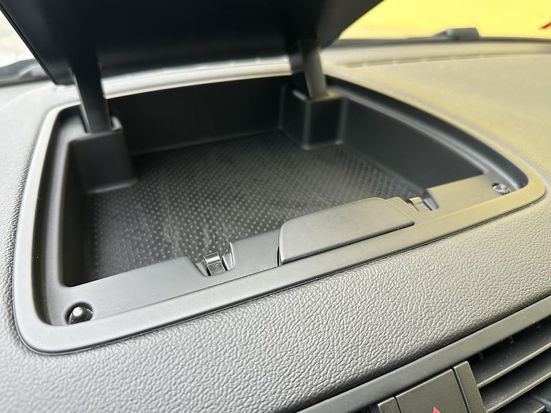 Škoda Yeti (2015) EDITION*1.4TSI/110kW*4x4*1.Maj - fotka 23 z 42
