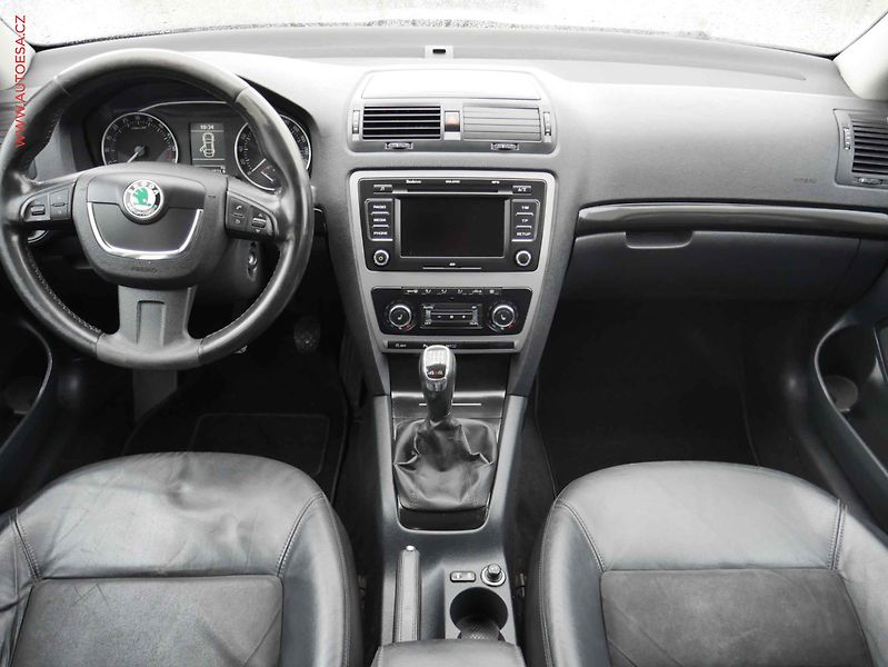 Škoda Octavia (2011) 2.0TDi 4x4, ČR, L&K, TZ - fotka 8 z 22