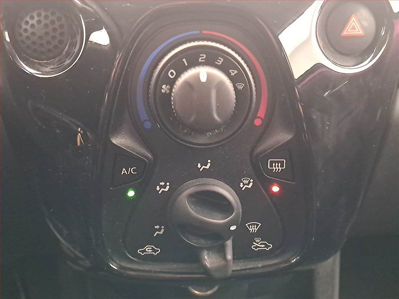 Toyota Aygo (2019) 1.0 VVT-i, Tempomat - fotka 16 z 18