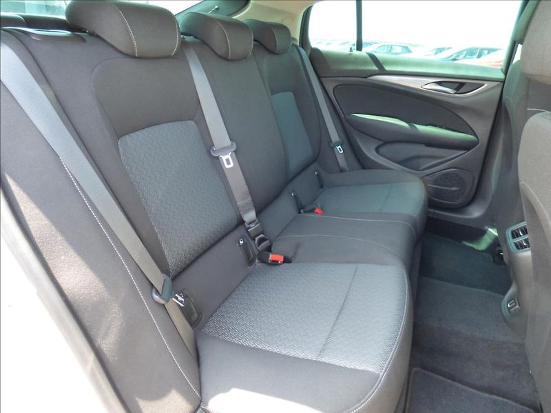 Opel Insignia 2,0 CDTI,LED,Navigace,Digi Kli - fotka 54 z 69