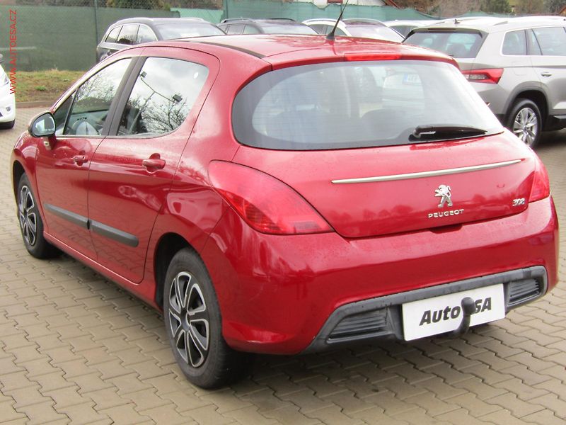 Peugeot 308 (2012) 1.4i 16V, ČR, AC - fotka 4 z 15