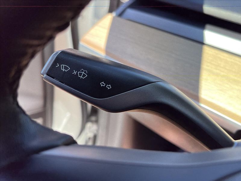 Tesla Model 3 LR AWD 366 kW  Záruka,TZ - fotka 22 z 47
