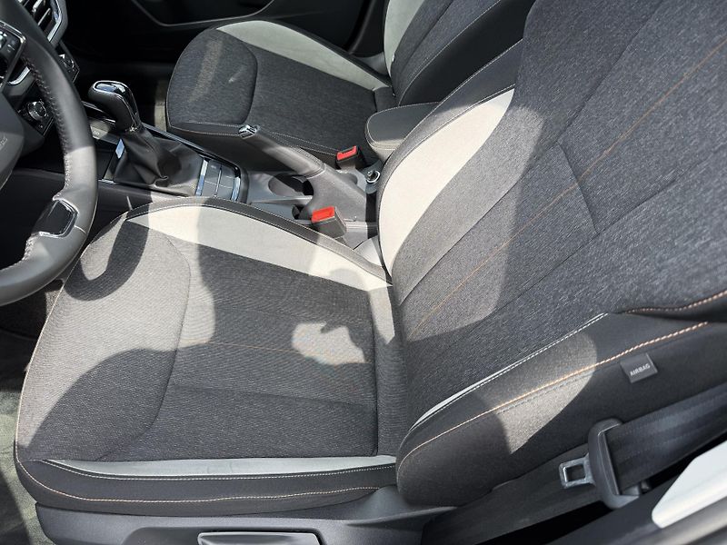 Škoda Kamiq (2022) 1.5 tsi 110 kw/Style/DPH - fotka 18 z 23