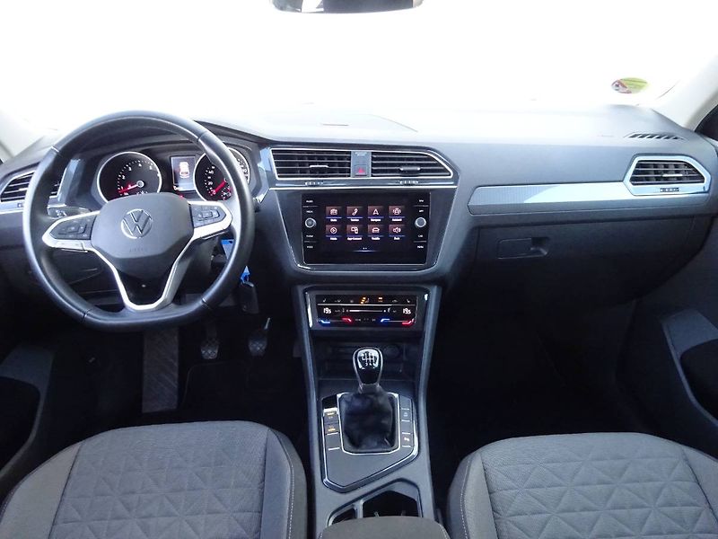 Volkswagen Tiguan (2022) 1,5TSi /110kW Life - fotka 5 z 29