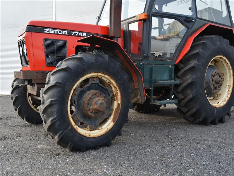 Zetor 7745 4x4 - fotka 7 z 36