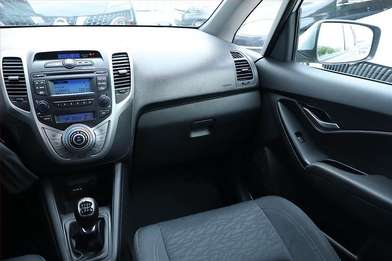 Hyundai ix20 (2011) 1.4 CVVT, Serv.kniha - fotka 8 z 17