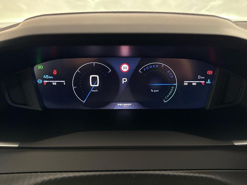 Peugeot 2008 (2026) Allure Hybrid 145 e-DCS6 - fotka 11 z 36