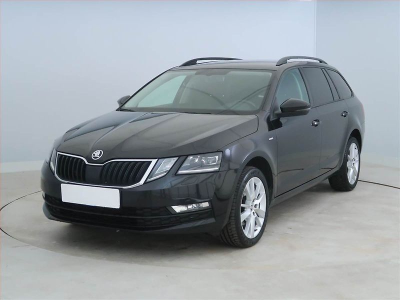 Škoda Octavia (2018) Clever 2.0 TDI, Tempomat - fotka 2 z 15