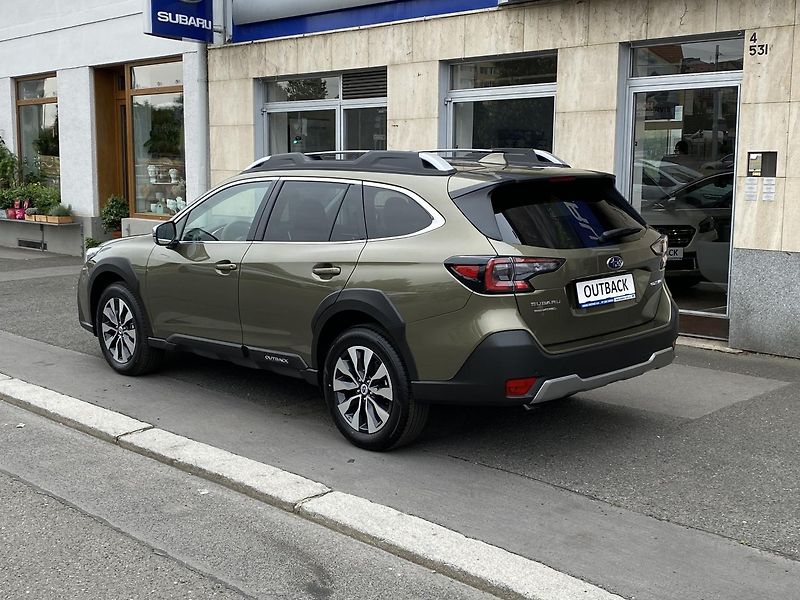 Subaru Outback (2025) 2.5i-Touring EyeSight -2025,5 - fotka 6 z 16
