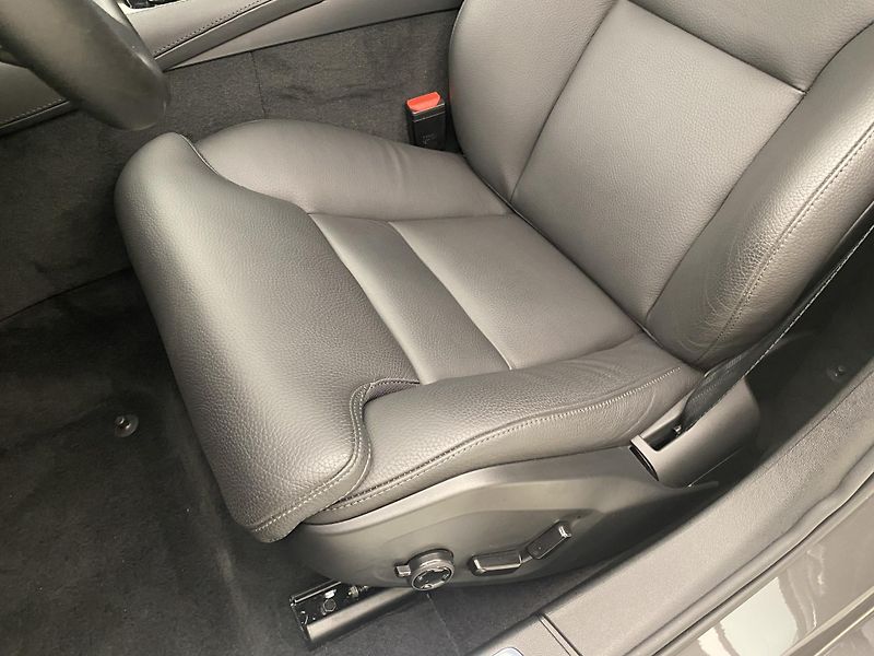 Volvo V90 T6 AWD RECHARGE DARK PLUS AUT - fotka 25 z 54