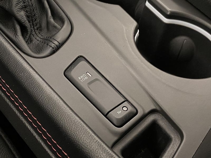 Dodge Durango R/T 5.7 HEMI 4x4 AUT - fotka 27 z 72