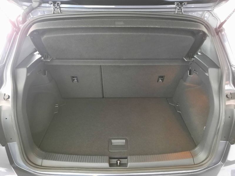 Volkswagen Ostatní (2022) R-Line 1.5 TSI (110kW/150k) DS - fotka 20 z 24