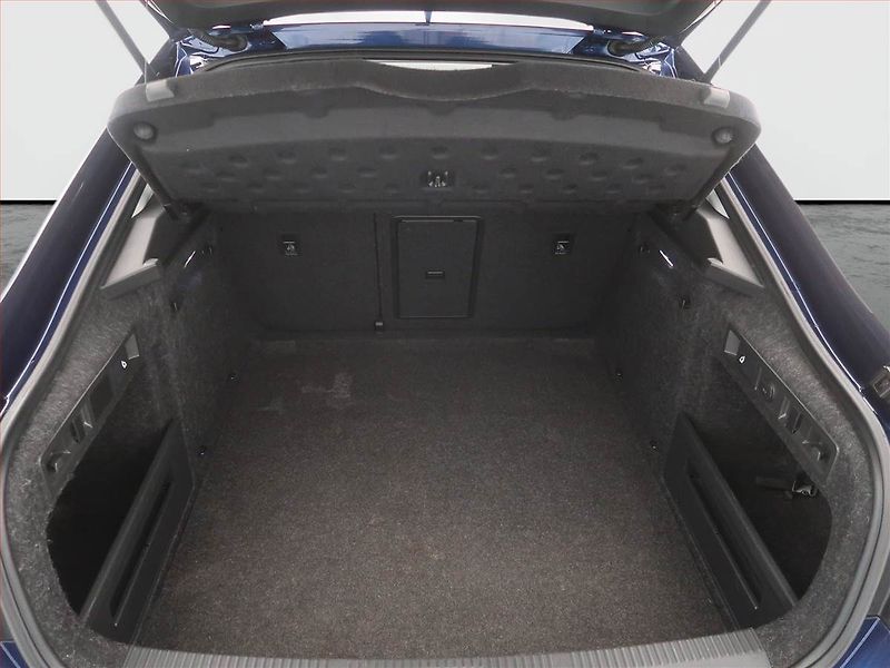 Škoda Superb (2021) Ambition 2.0 TDI, Automat - fotka 14 z 17